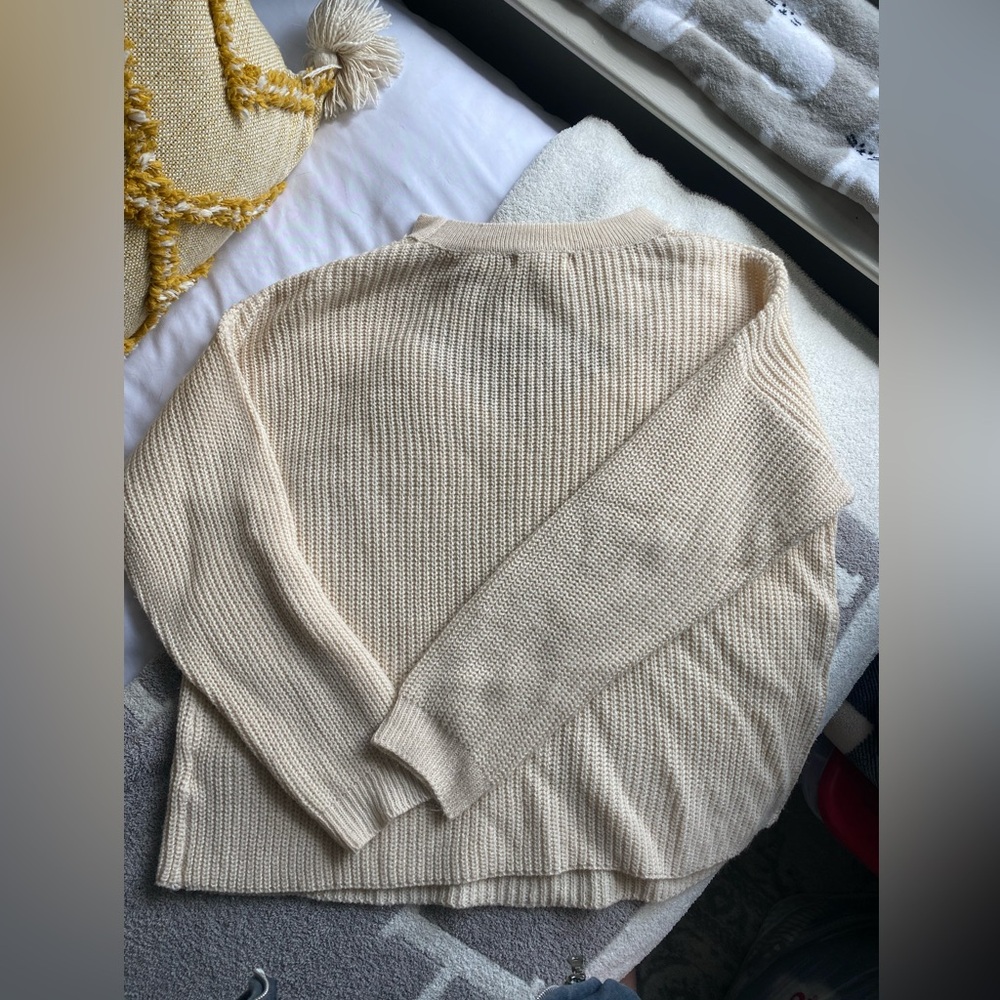 Cream Sweater - Picture 3 of 4